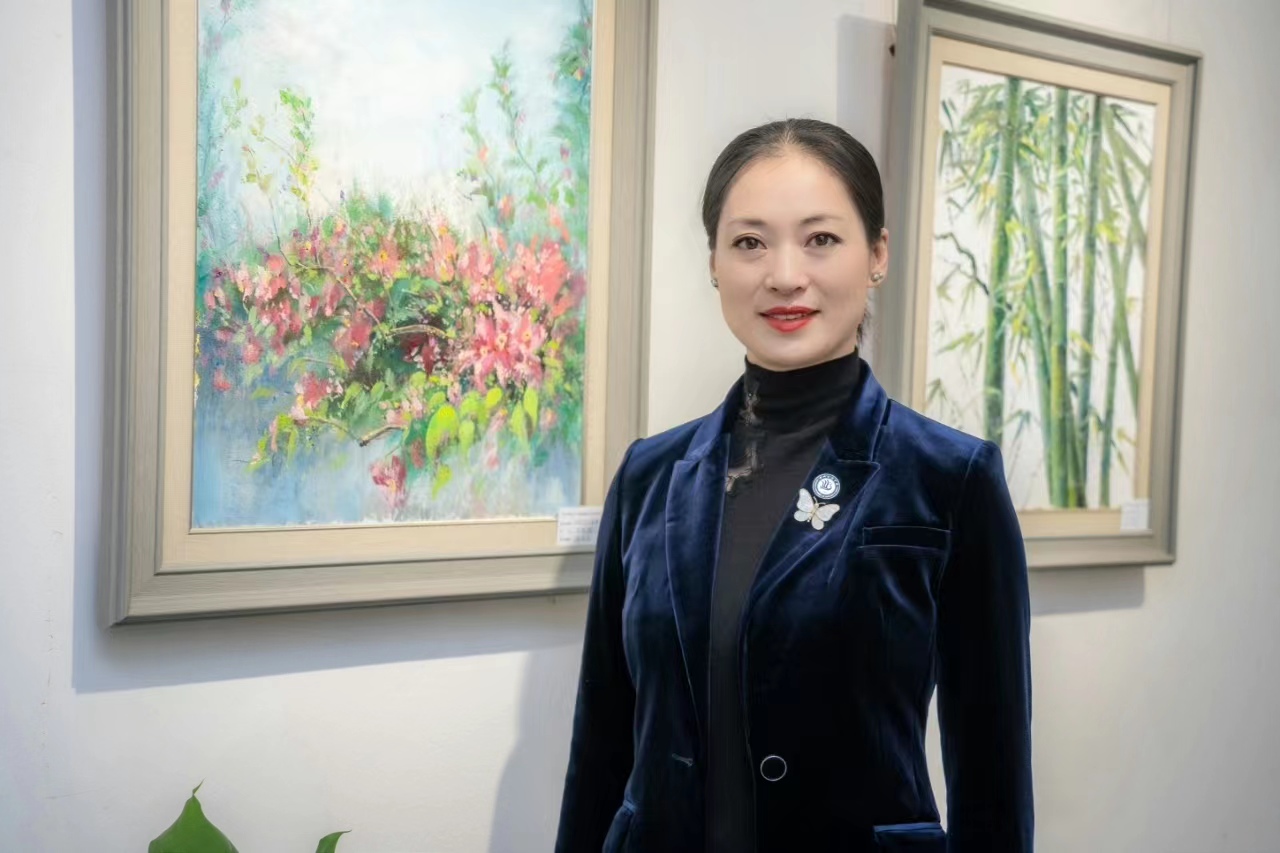 冯蜜 院党委副书记、纪委书记